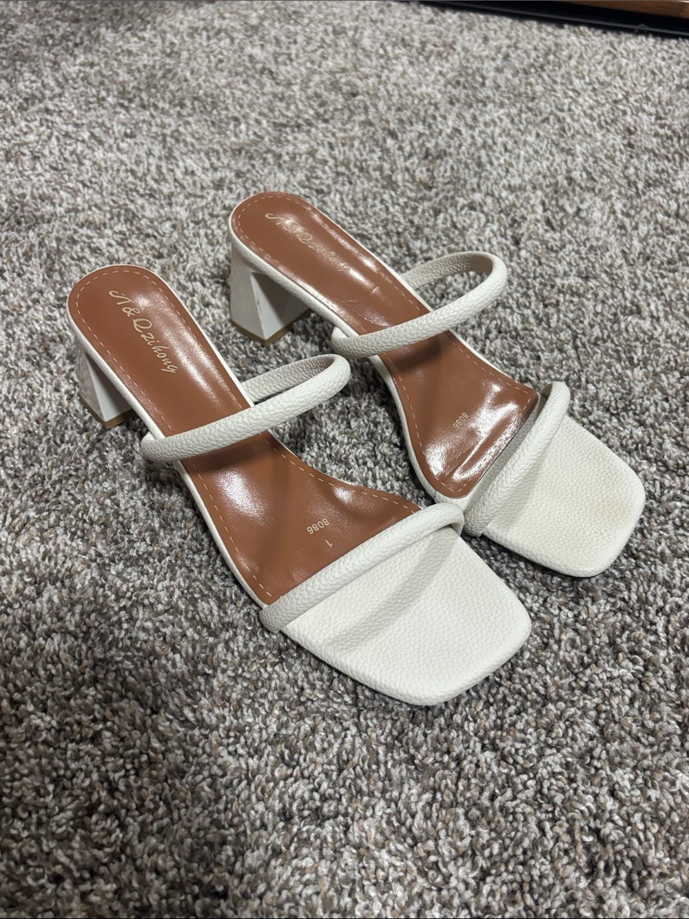 Women's White Textured Strap Block Heel Sandals